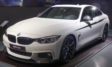 BMW представил пакет M4 Performance Parts